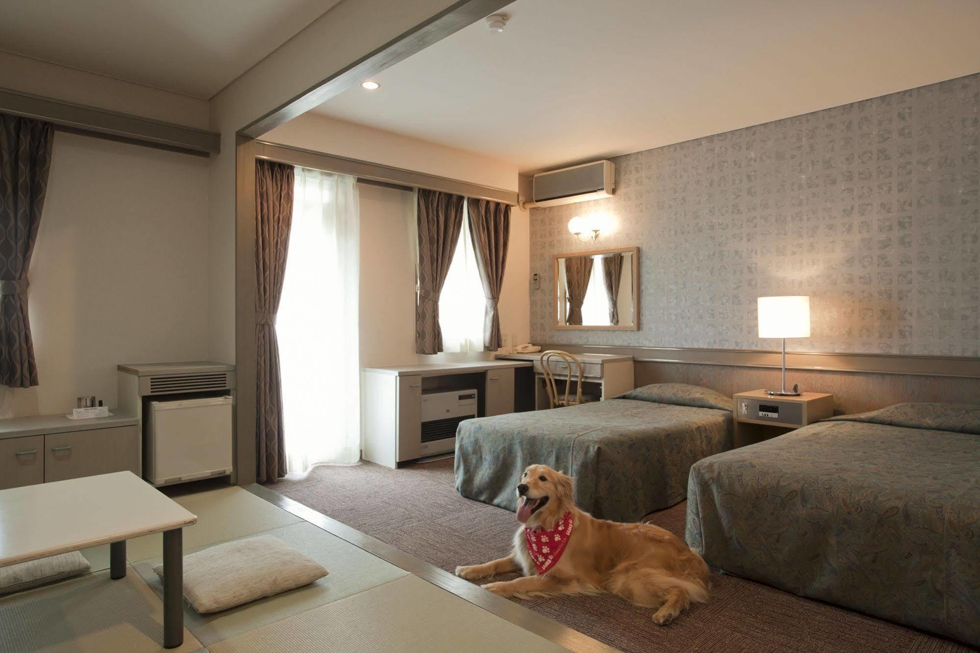 Hotel Soyokaze 軽井沢町 エクステリア 写真